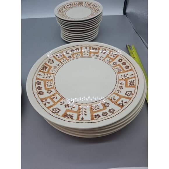 Decostone Andre Ponche Dinner Plates 10" Brown Rim Lot of 8 Floral Oven Safe - Picture 5 of 8